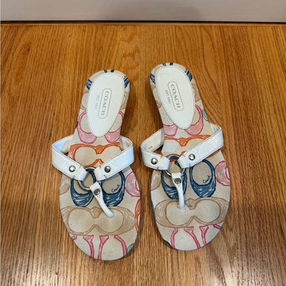 Coach White Sandals Size 7.5 M - Picture 1 of 4